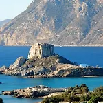 Creta Vassakis *