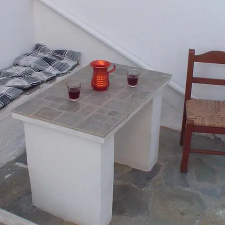 Creta Vassakis Apartment